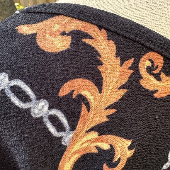 Goddess Flouce V Neck And V Back Black Blouse Women's Size Small - Picture 8 of 11